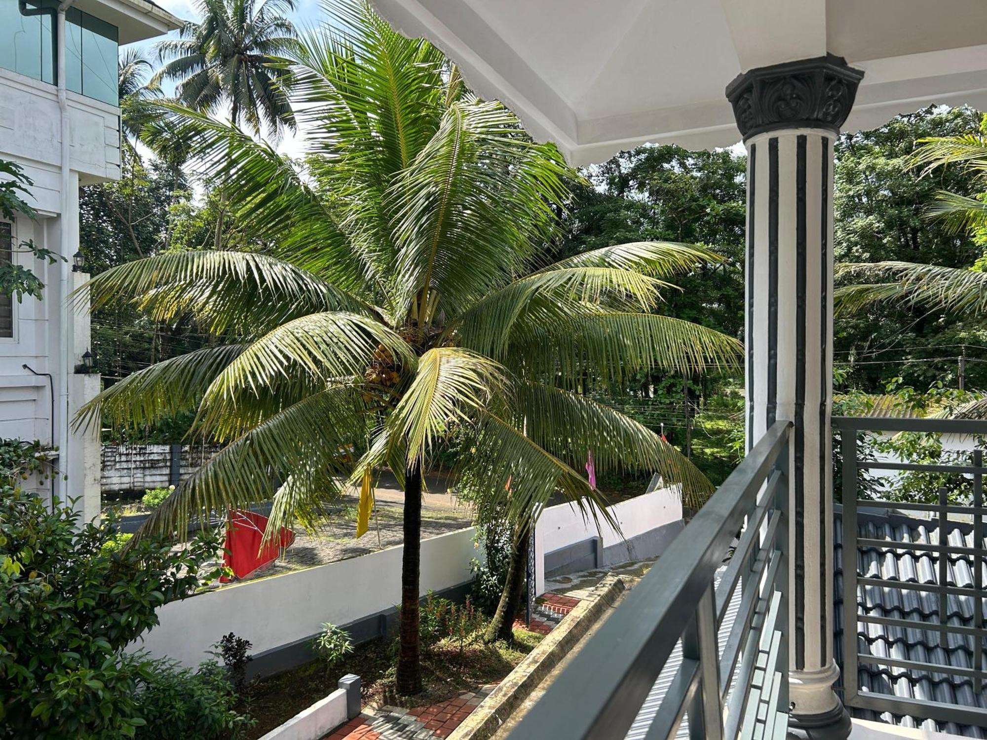 Puzhayoram Homestay Thrissur Esterno foto